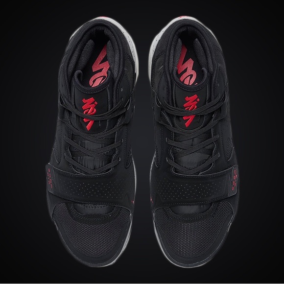 These are jordan Zion 2 black light Smokey grey - Picture 2 of 5